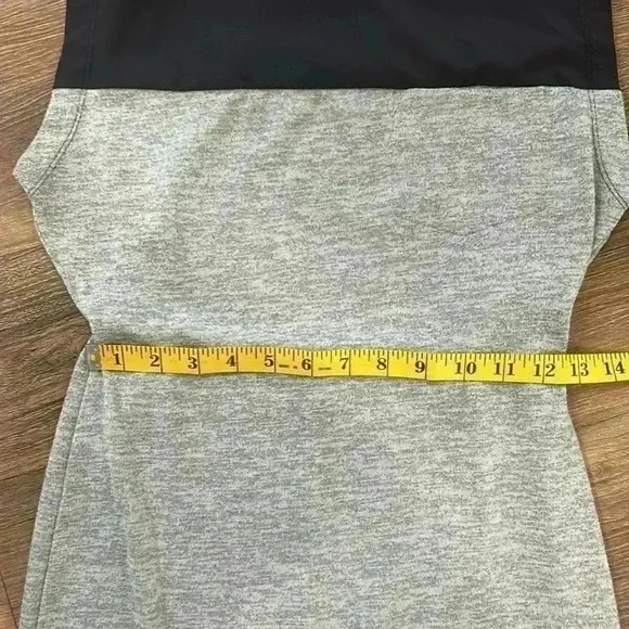 Lole Black/Gray Sporty Style Dress with front pocket and elastic waist. Stretchy - Picture 6 of 11